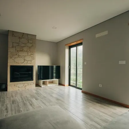 Lamegos - Geres Терраш-ди-Бору